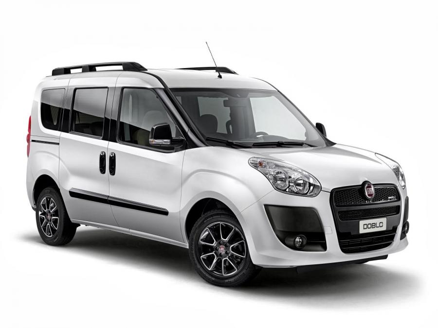  Fiat Doblo Premio Black 2013 года  (фото 1 из 2)